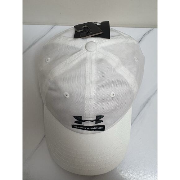Under Armour UA Free Fit White Strapback Hats OSFM Lot of 4 NWT Logo Golf Caps - Picture 5 of 10